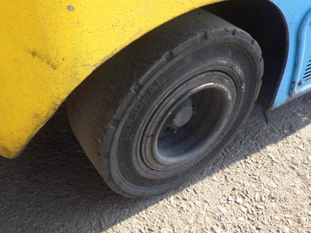 Xe nâng điện 3.0 tấn Komatsu FE30-1 serial 308446 - Ảnh 8