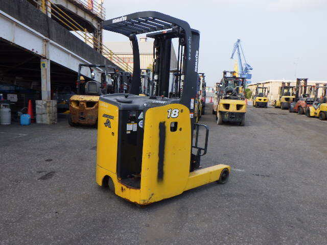 Xe nâng điện đứng lái 1.8 tấn Komatsu FB18RL-14 serial 146331 - Ảnh 4