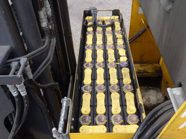 Xe nâng điện đứng lái 1.0 tấn Komatsu model FB10RL-15 serial 154596 - Ảnh 10