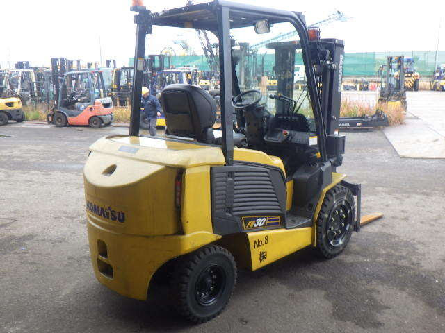 Xe nâng điện Komatsu 3.0 tấn FE30-2 serial 320735 - Ảnh 4