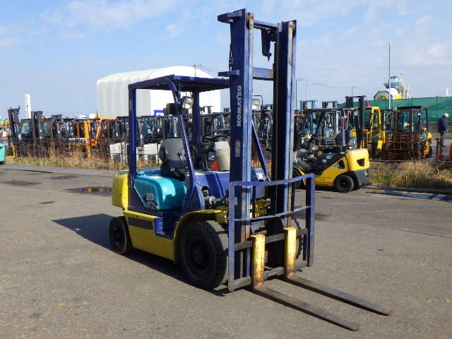 Xe nâng xăng 2.0 tấn Komatsu FG20C-14 serial 552692
