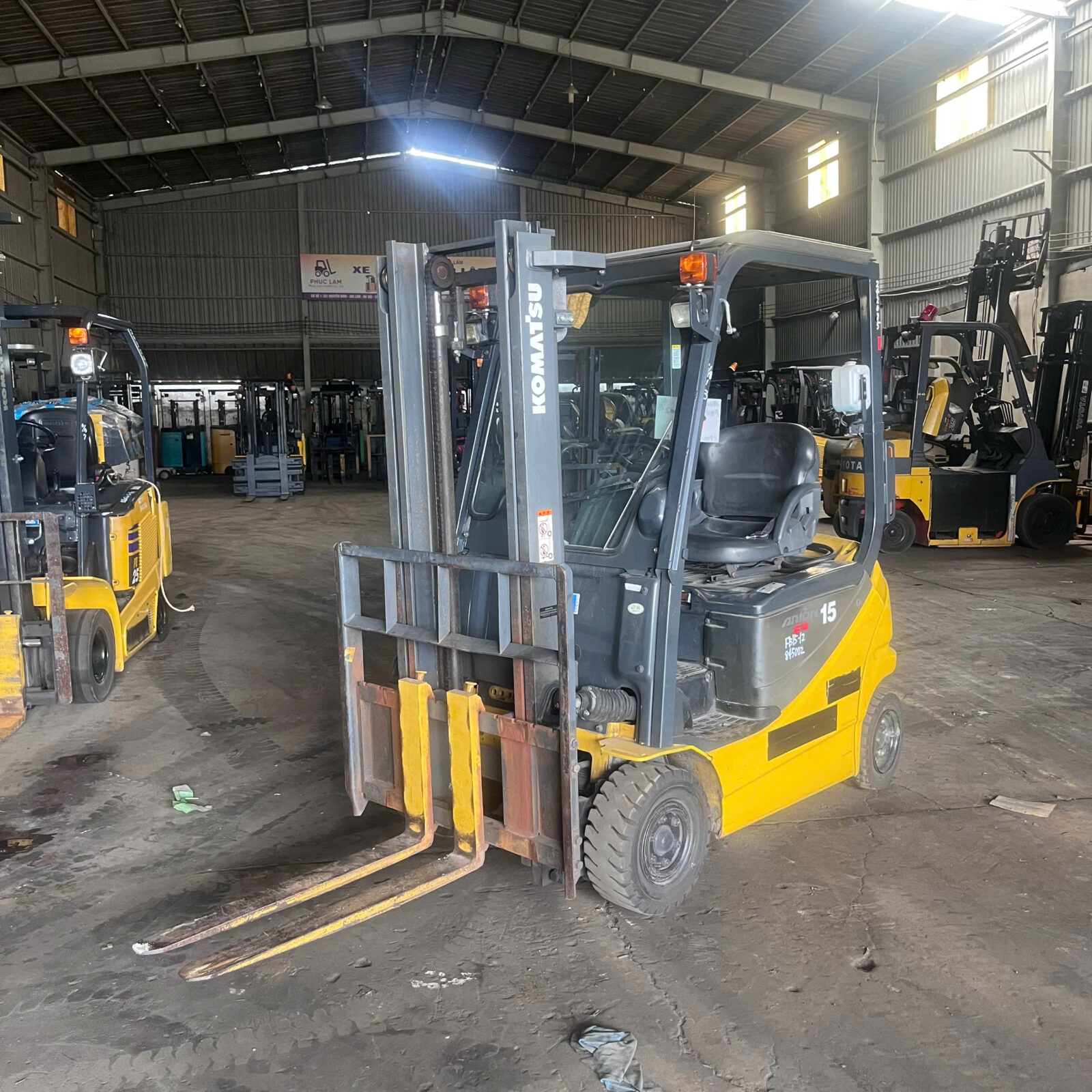Xe nâng điện Komatsu 1.5 tấn FB15-12 (845002) - Ảnh 2