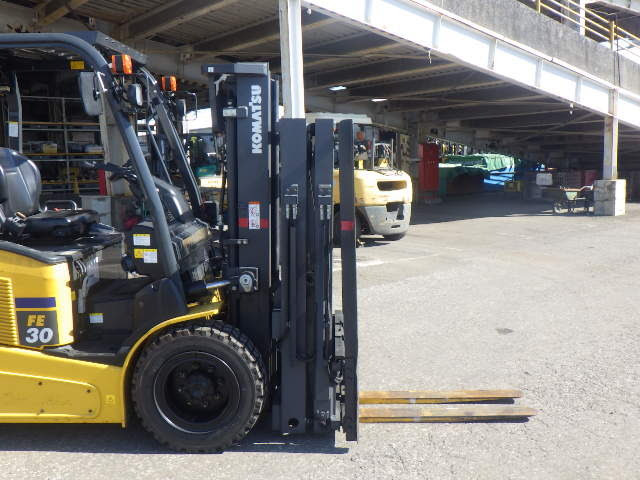 Xe nâng điện Komatsu 3.0 tấn FE30-1 (301206) sản xuất năm 2015 - Ảnh 9