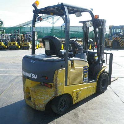xenang-xe-nang-dien-2-5-tan-komatsu-fe25-1-serial-305926-3.jpg