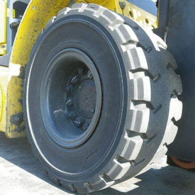 xenang-xe-nang-dien-2-5-tan-komatsu-fe25-1-serial-305926-8.jpg