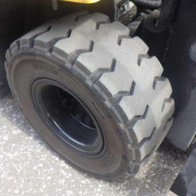 xenang-xe-nang-dien-2-5-tan-komatsu-fe25-1-serial-306745-10.jpg