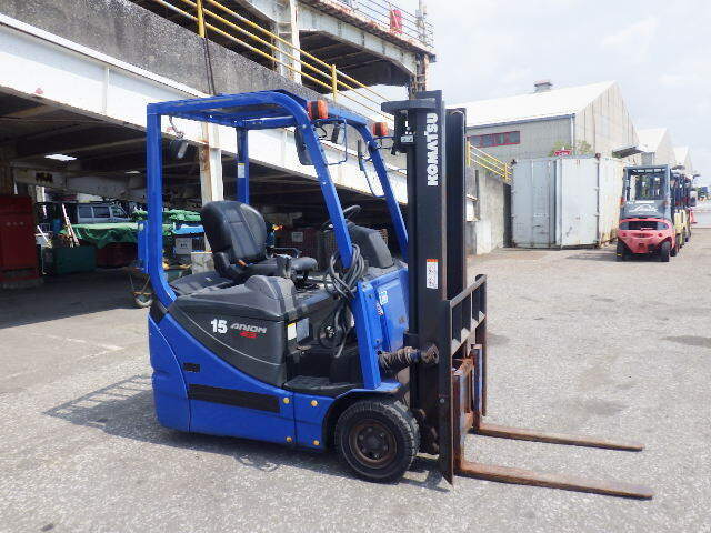 xenang-xe-nang-dien-komatsu-1-5-tan-fb15m-12-2.jpg