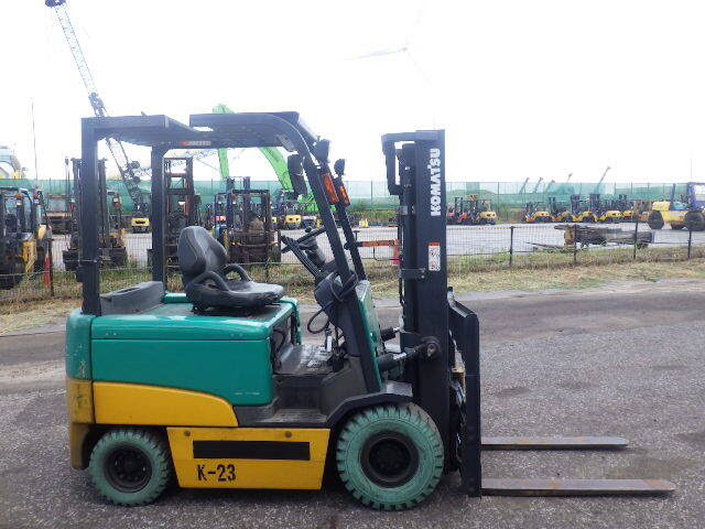 xenang-xe-nang-dien-komatsu-2-5-tan-fb25ex-11-seri-819245-san-xuat-nam-2011-9-1.jpg