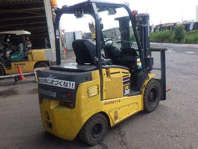 Xe Nâng Điện KOMATSU 3.0 Tấn FE30-1 Seri 307027, Sx Năm 2019 - Ảnh 7