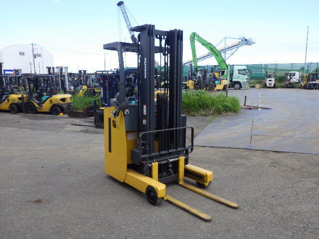 Xe nâng điện Komatsu FB13RL-14 (146623)