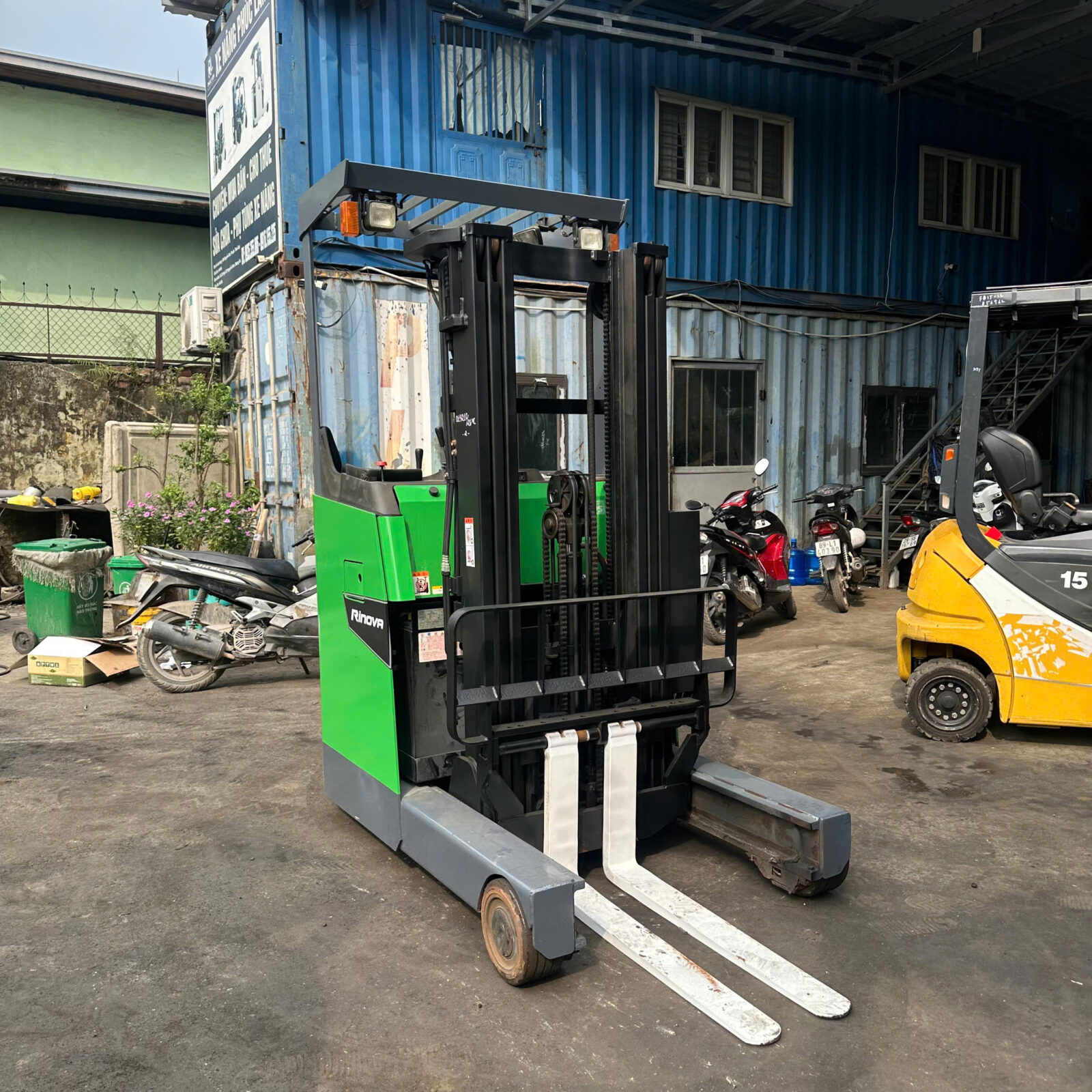 Xe nâng điện TOYOTA 1.5 tấn 8FBR15 (8FBR15-20572), sản xuất năm 2020 - Ảnh 10